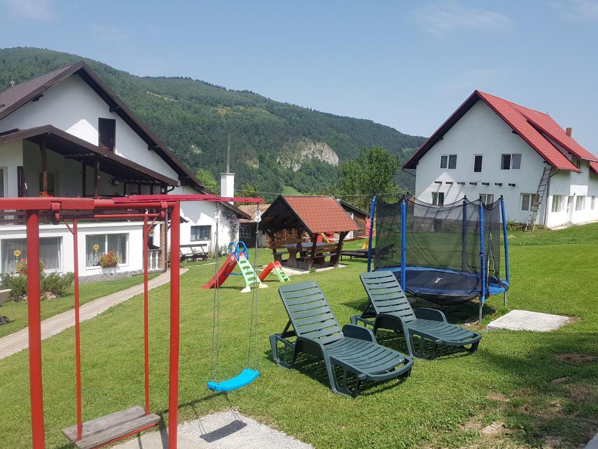 Pensiunea Casa Ady Bran (Brasov) Exterior foto