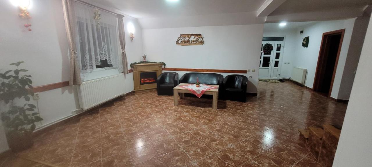 Pensiunea Casa Ady Bran (Brasov) Exterior foto