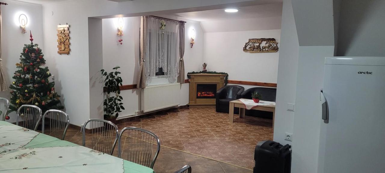 Pensiunea Casa Ady Bran (Brasov) Exterior foto