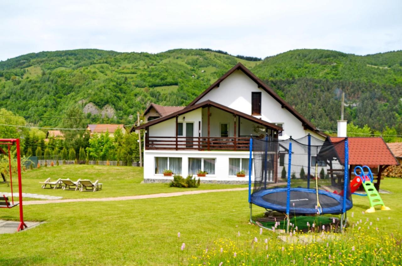 Pensiunea Casa Ady Bran (Brasov) Exterior foto