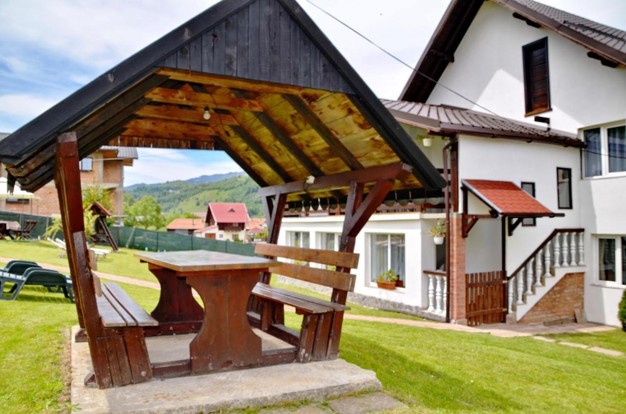 Pensiunea Casa Ady Bran (Brasov) Exterior foto